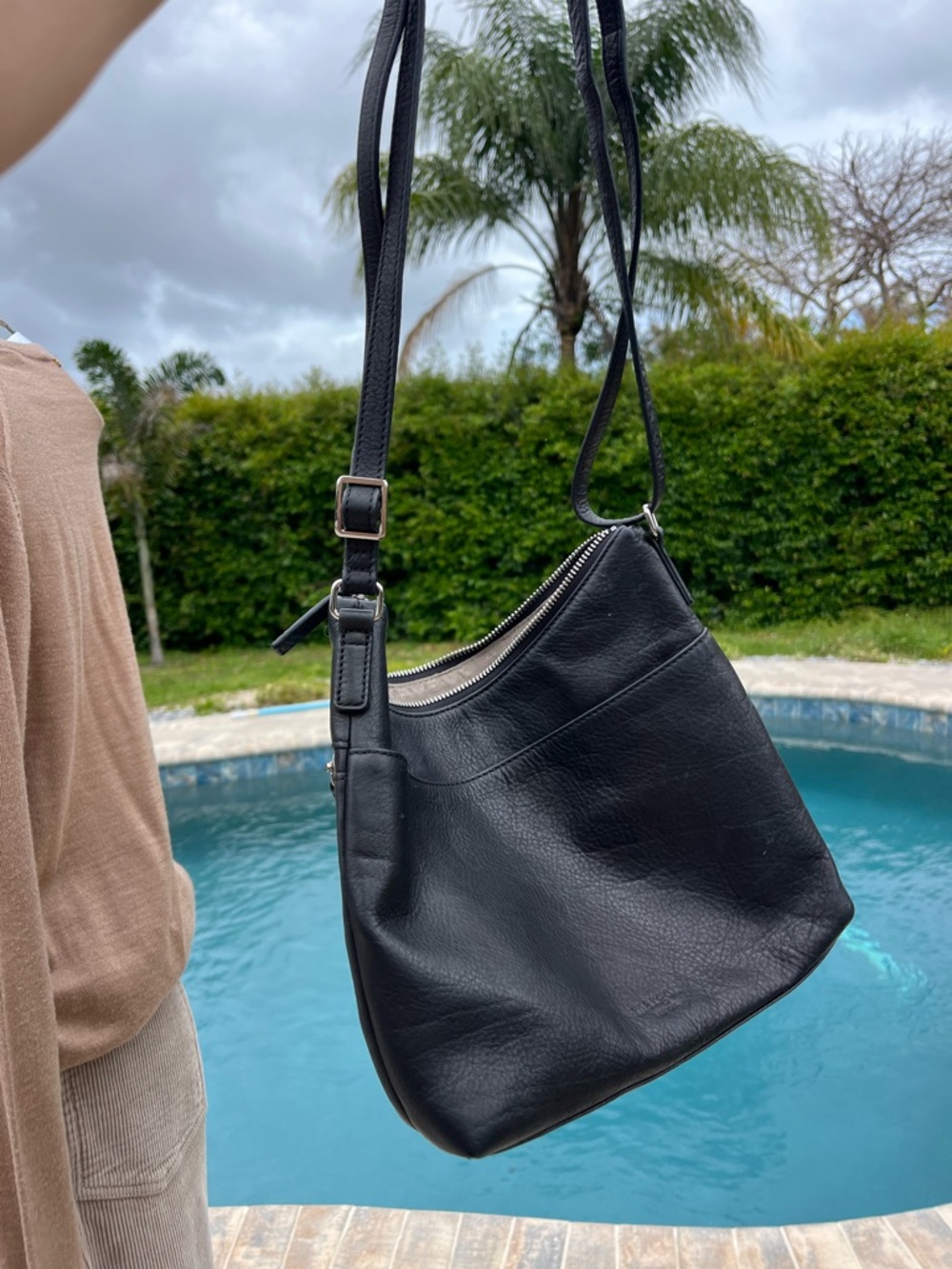 Margot Black Leather Crossbody/Shoulder Bag - Picture 2 of 15